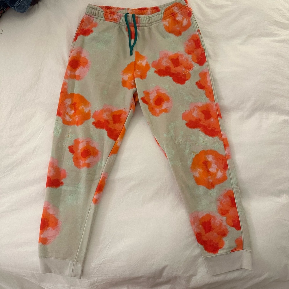 Nike floral joggers